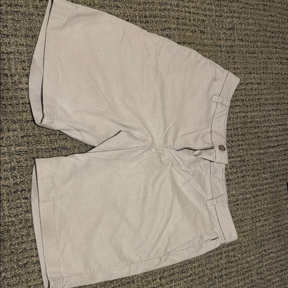 Lululemon Athletica Men's beige Hybrid Shorts